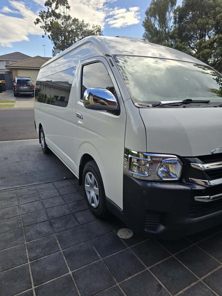 Van Rental Gallery 4
